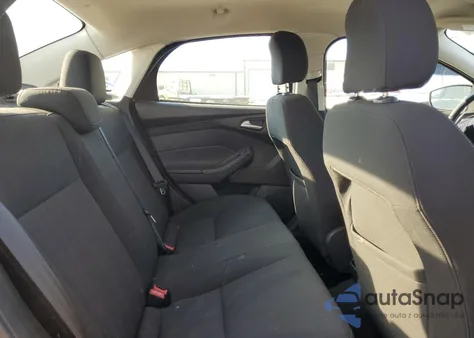 2015 Ford Focus Se z USA, uszkodzony, nr VIN 1FADP3F25FL226572